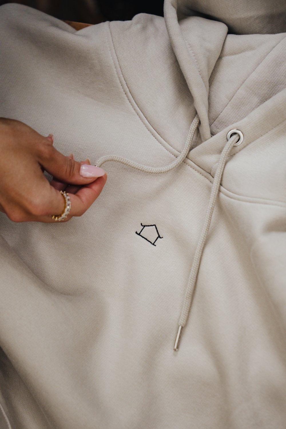 Furīdamu Hoodie Unisex Beige - Image 4
