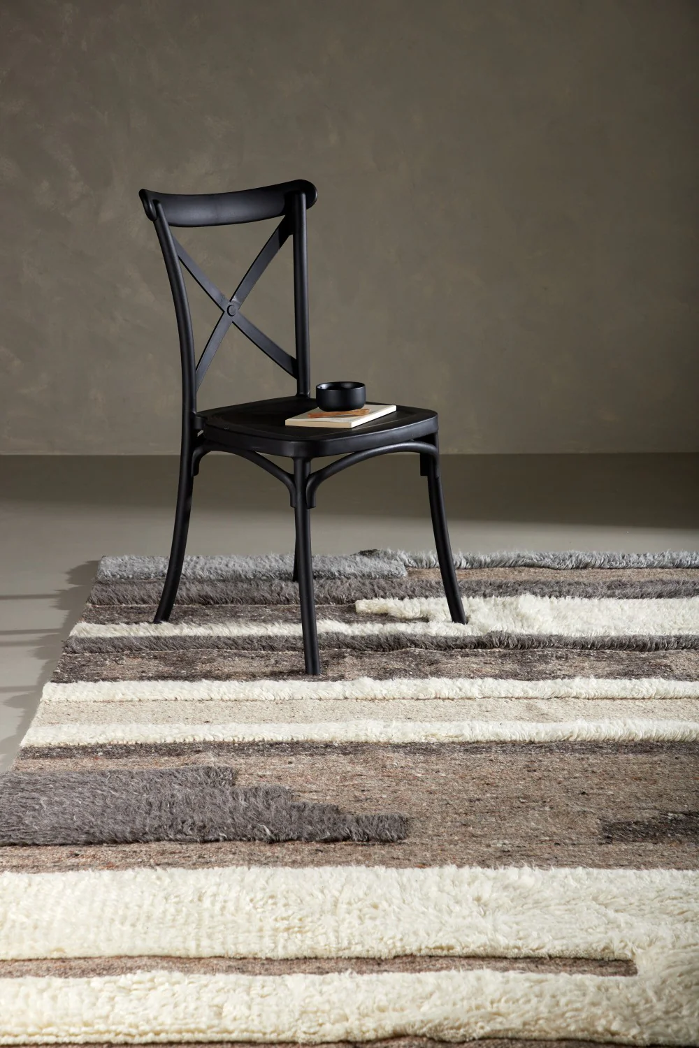 Vincent Carpet 300x200 - Image 7